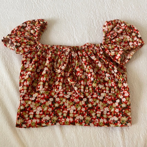 Pull & bear crop top - Picture 1 of 4